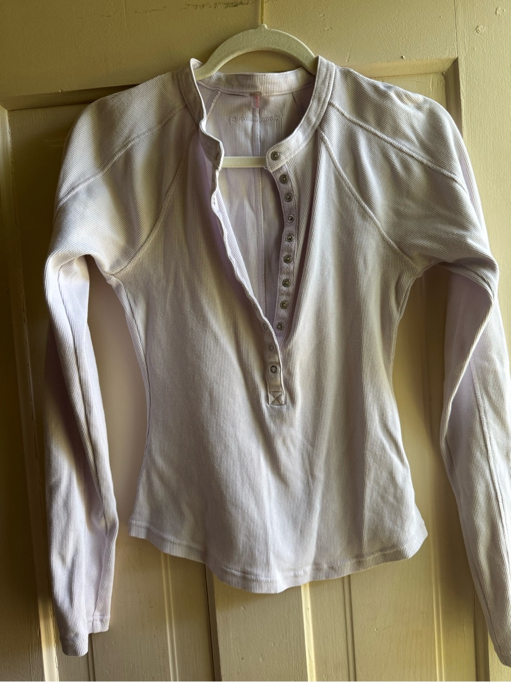 Women’s Free People Movement Long-Sleeve Henley Thermal Top - Light Lavender